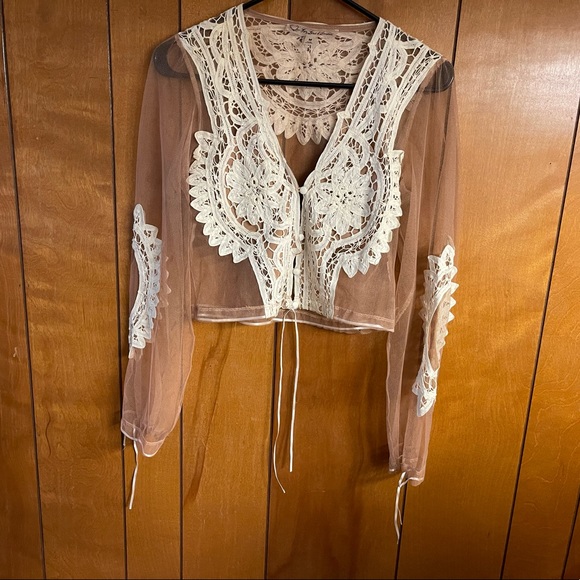 Rare For Love and Lemons Penelope Lace Sheer Crop Top M - Picture 6 of 15